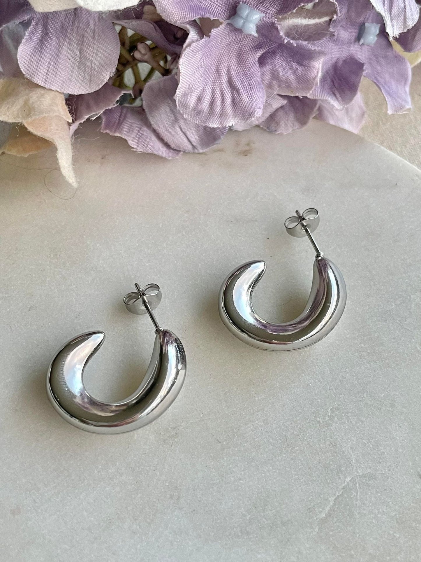 Earrings | Oblong silver hoop earring – Tarnish Proof Jewellery